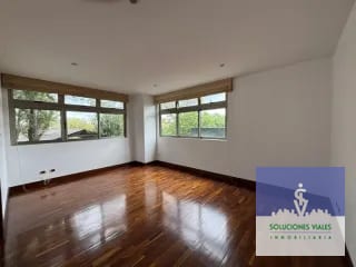 APARTAMENTO AMPLIO DE 222m² EN ALQUILER, zona 10 — Apartamento en Alquiler en Oakland I, Zona 10, Guatemala, Ciudad — miniatura 7 de 10