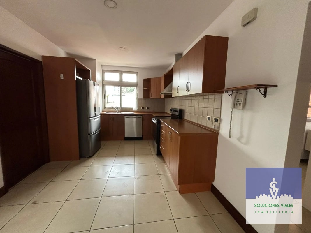 APARTAMENTO AMPLIO DE 222m² EN ALQUILER, zona 10 - 8