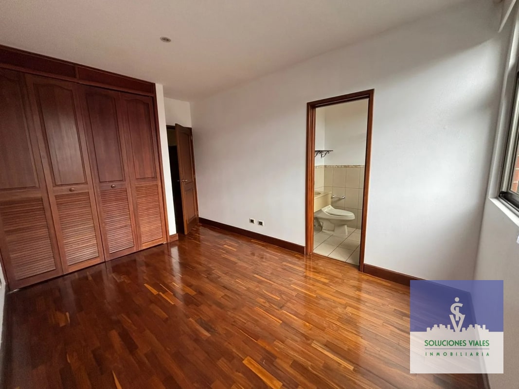 APARTAMENTO AMPLIO DE 222m² EN ALQUILER, zona 10 - 5