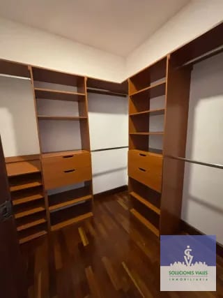 APARTAMENTO AMPLIO DE 222m² EN ALQUILER, zona 10 — Apartamento en Alquiler en Oakland I, Zona 10, Guatemala, Ciudad — miniatura 4 de 10