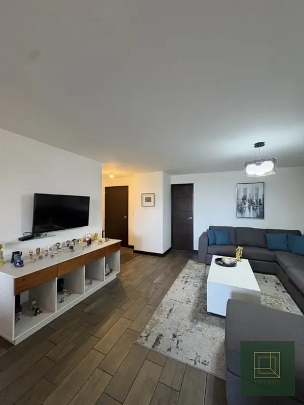 Apartamento en venta Edificio Verona — Apartamento en Venta en Verona, Zona 10, Guatemala, Ciudad — foto 9 de 11