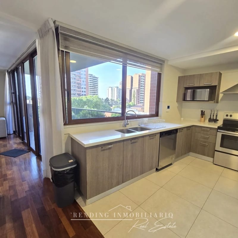 Apartamento en renta zona 14 edificio Santa Inés amueblado 2 habitaciones + 2 parqueos — Apartamento en Alquiler en Santa Inés, Zona 14, Guatemala, Ciudad — foto 7 de 11