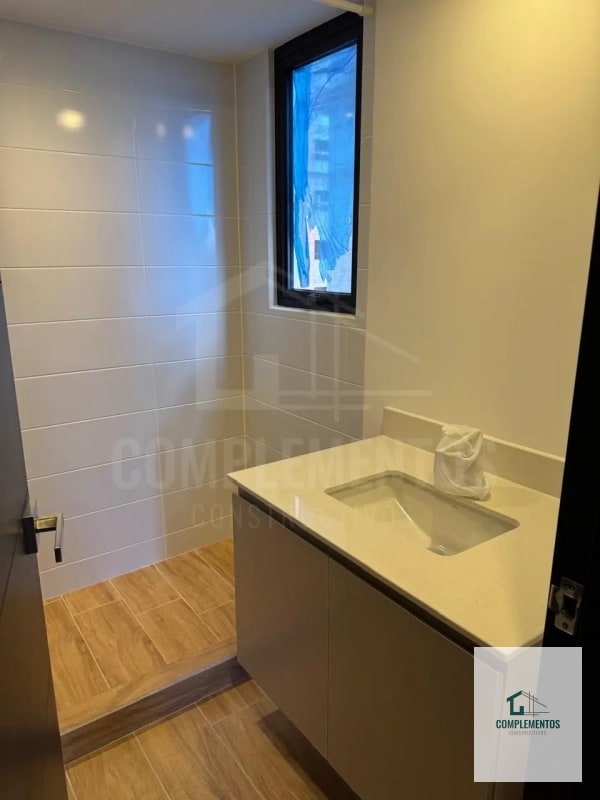 Apartamento en renta zona 13 - 2
