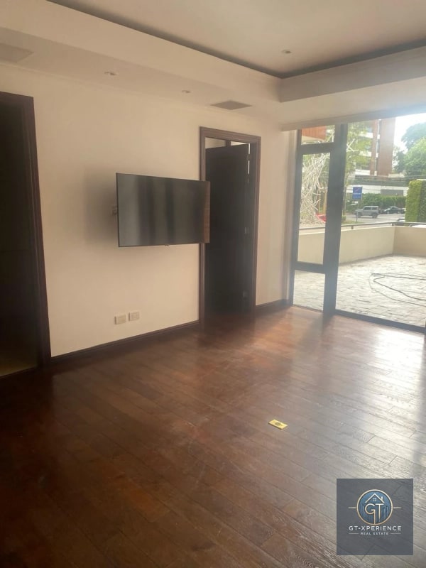 Espectacular apartamento en zona 14, nivel completo - 8