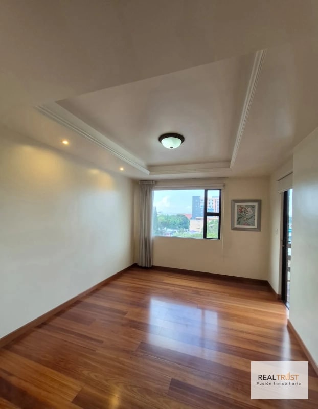 APARTAMENTO AMUEBLADO EN RENTA ZONA 10 - 11