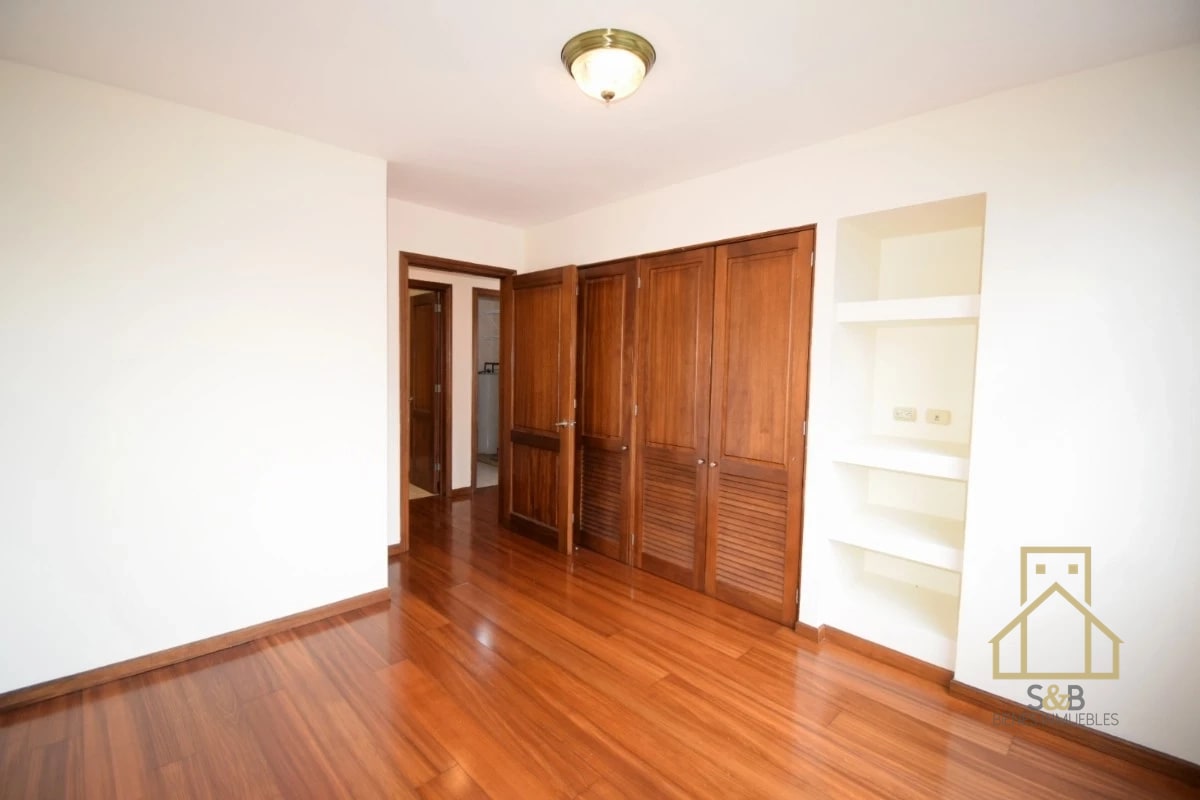 Apartamento en renta, zona 10 Torre del Valle - 4