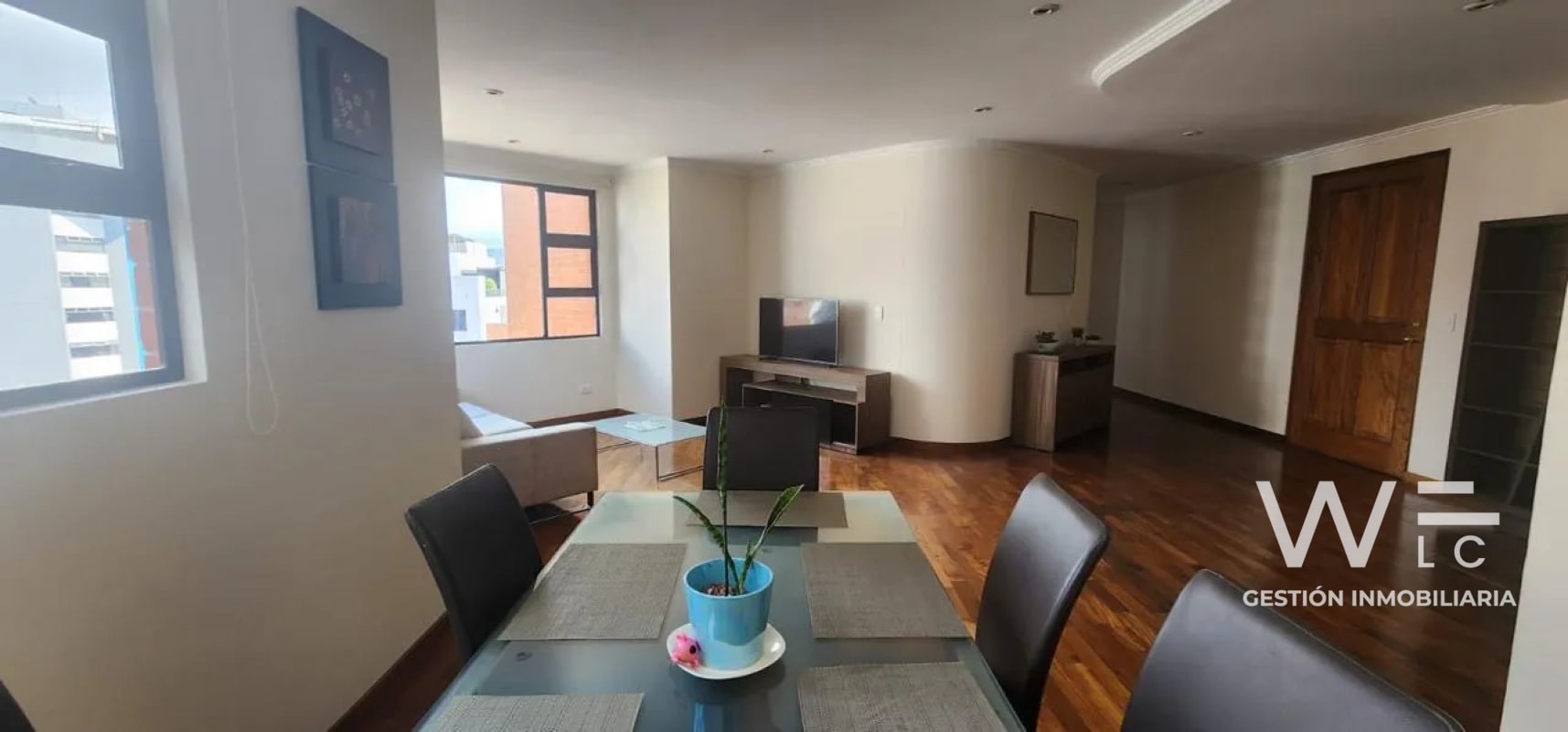 VENDO APARTAMENTO ZONA 14 - 5