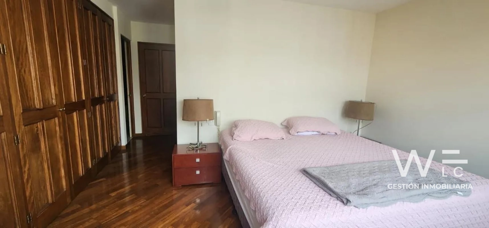 VENDO APARTAMENTO ZONA 14 - 3