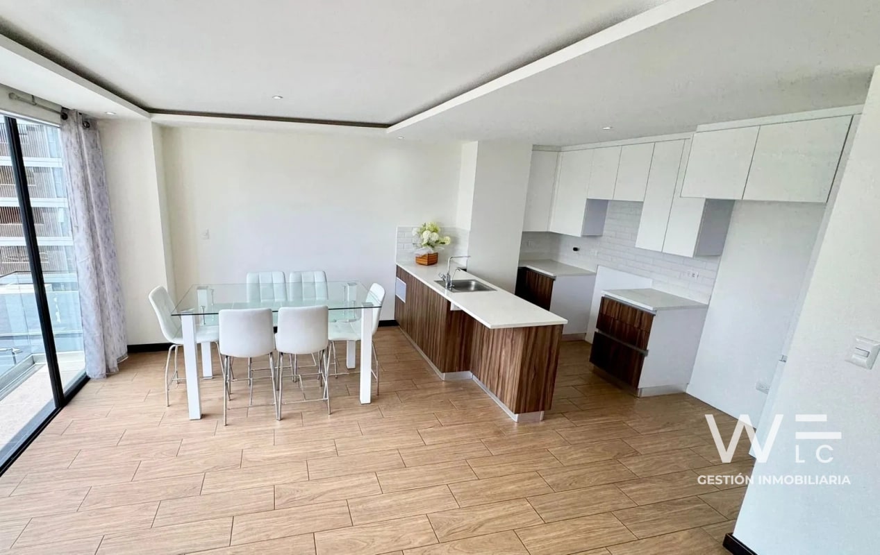 VENDO APARTAMENTO ZONA 15 - 1