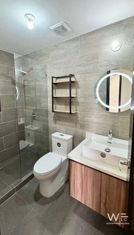 VENDO APARTAMENTO ZONA 15 - 4