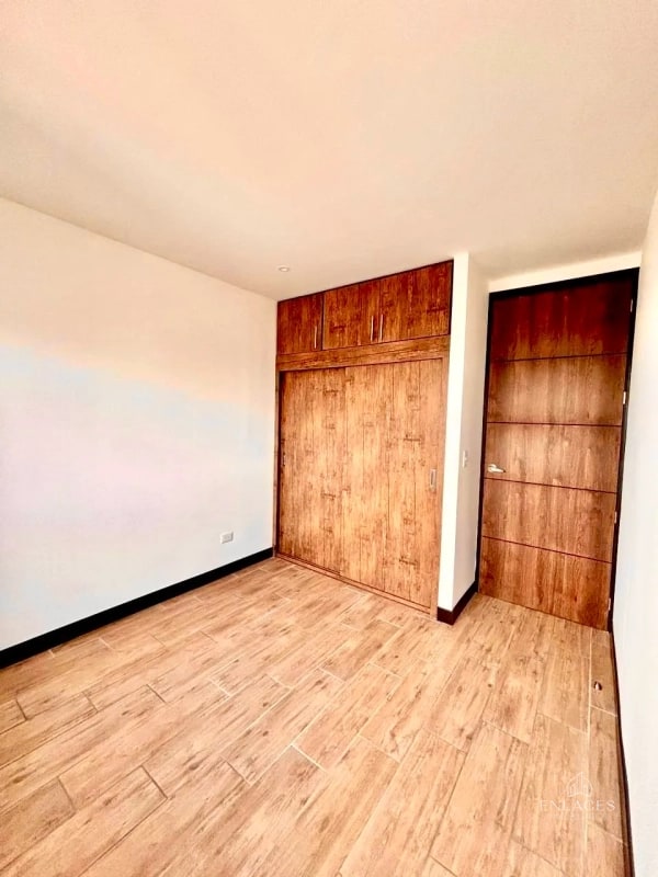 Zona 10 • Apartamento en Renta • Edificio Marqués de Oakland - 11