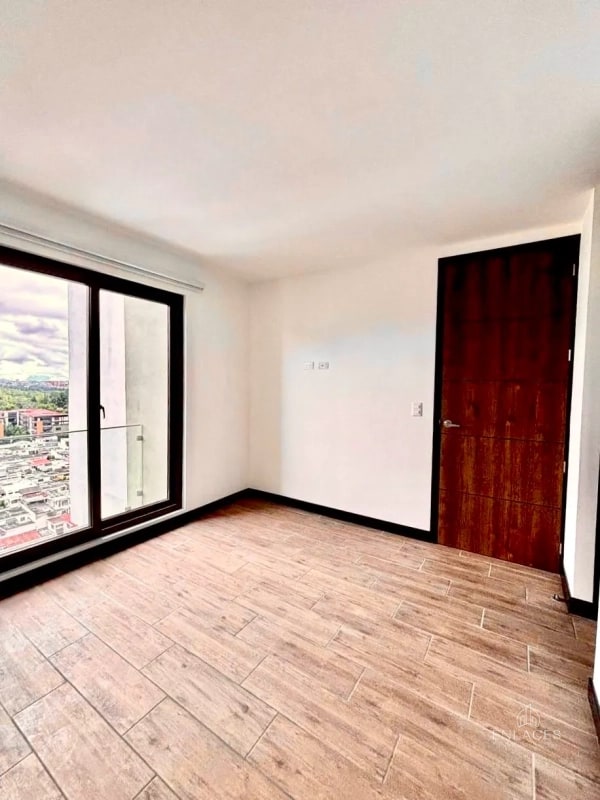 Zona 10 • Apartamento en Renta • Edificio Marqués de Oakland - 6