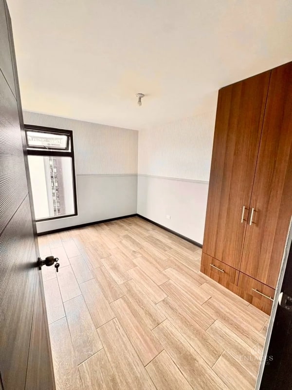 Zona 16 • Apartamento en Renta • Edificio Nagano - 8
