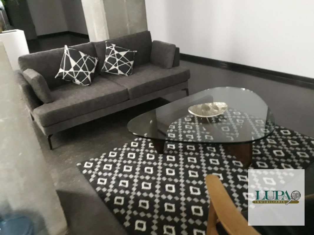 Apartamento con Jardín en edificio 4-36 Zona 4 - 6