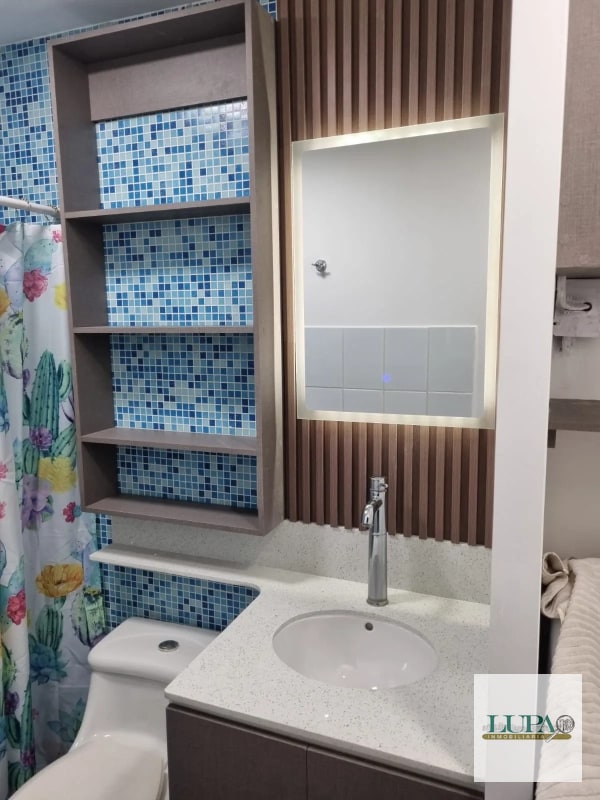 Apartamento con Jardín en edificio 4-36 Zona 4 - 4