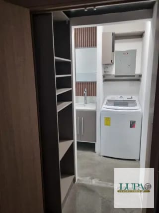 Apartamento con Jardín en edificio 4-36 Zona 4 — Apartamento en Alquiler en Cuatro 36, Zona 4, Guatemala, Ciudad — miniatura 2 de 6
