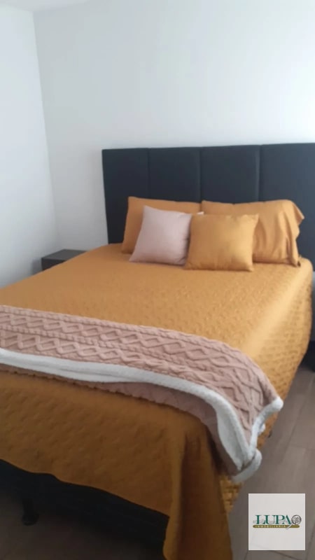 SE RENTA TOWN HOUSE DE 2 NIVELES  CONDADO ANTIGUA - 4