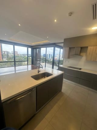 APARTAMENTO EN ALQUILER SANTA INES DEL PARQUE ZONA 14 — Apartamento en Alquiler en Santa Inés del Parque, Zona 14, Guatemala, Ciudad — miniatura 15 de 17