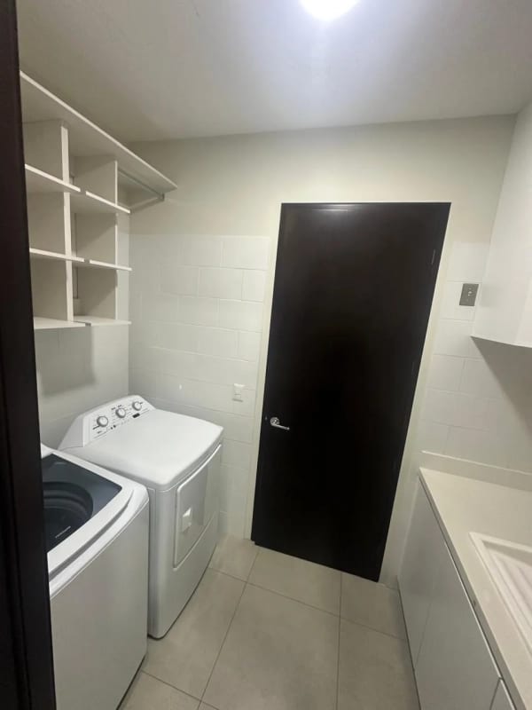 APARTAMENTO EN ALQUILER SANTA INES DEL PARQUE ZONA 14 — Apartamento en Alquiler en Santa Inés del Parque, Zona 14, Guatemala, Ciudad — foto 6 de 17