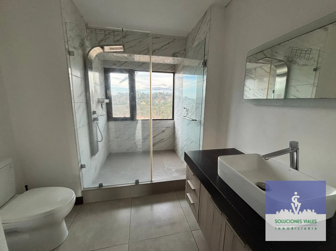APARTAMENTO LOFT VIU CAYALA EN ALQUILER - 4