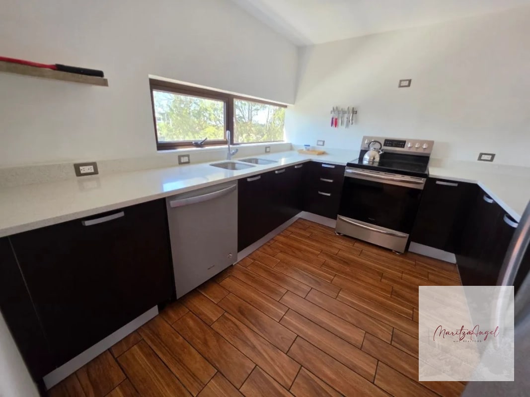RENTA DE APARTAMENTO AMUEBLADO ZONA 15 VH1 - 12