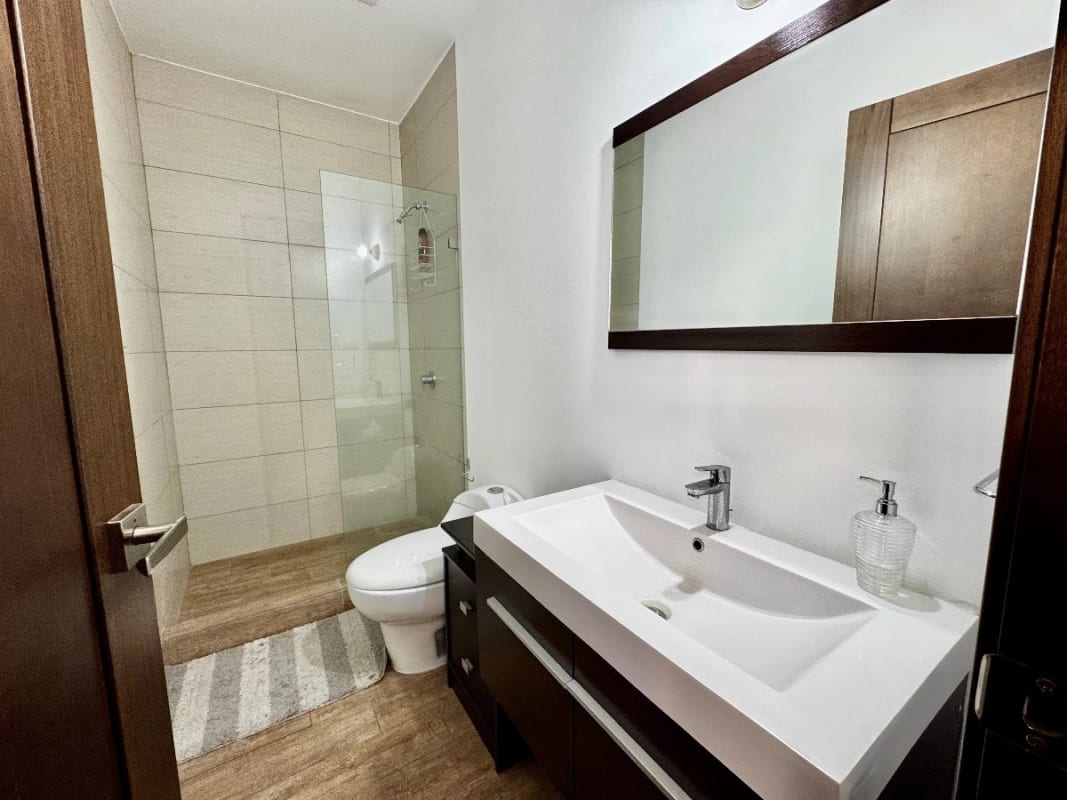 Apartamento amueblado en venta zona 15 vh2 — Apartamento en Venta en Zona 15, Guatemala, Ciudad — foto 3 de 14