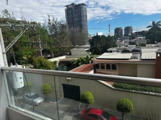 Apartamento tipo estudio en Zona 10 — Apartamento en Alquiler en Zona 10, Guatemala, Ciudad — miniatura 2 de 5