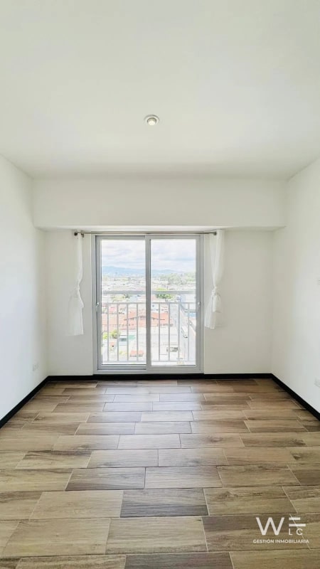 ALQUILO APARTAMENTO NUEVO ZONA 13 - 10
