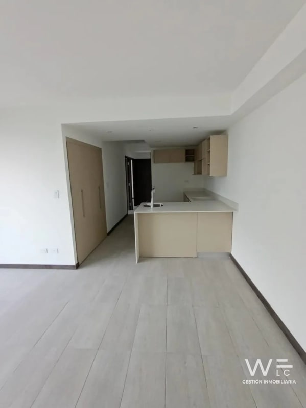 ALQUILO APARTAMENTO ZONA 15 - 16