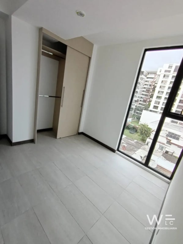 ALQUILO APARTAMENTO ZONA 15 - 14