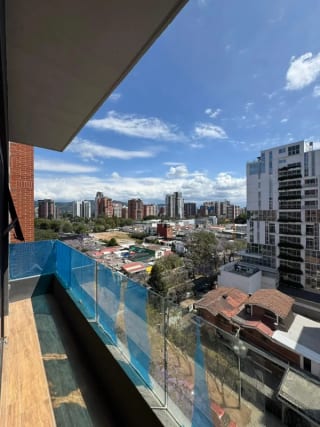 Apartamento en renta Essenza Z13 — Apartamento en Alquiler en Zona 13, Guatemala, Ciudad — miniatura 5 de 10