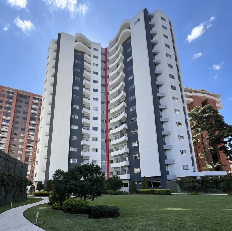 Alquiler amplio apartamento 3 Dormitorios | Attica Zona 14 — Apartamento en Alquiler en Attica, Zona 14, Guatemala, Ciudad — foto 1 de 16