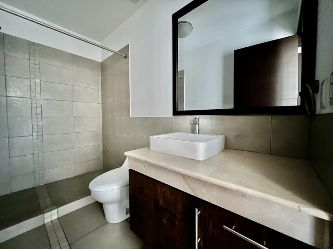 Alquiler amplio apartamento 3 Dormitorios | Attica Zona 14 — Apartamento en Alquiler en Attica, Zona 14, Guatemala, Ciudad — foto 10 de 16