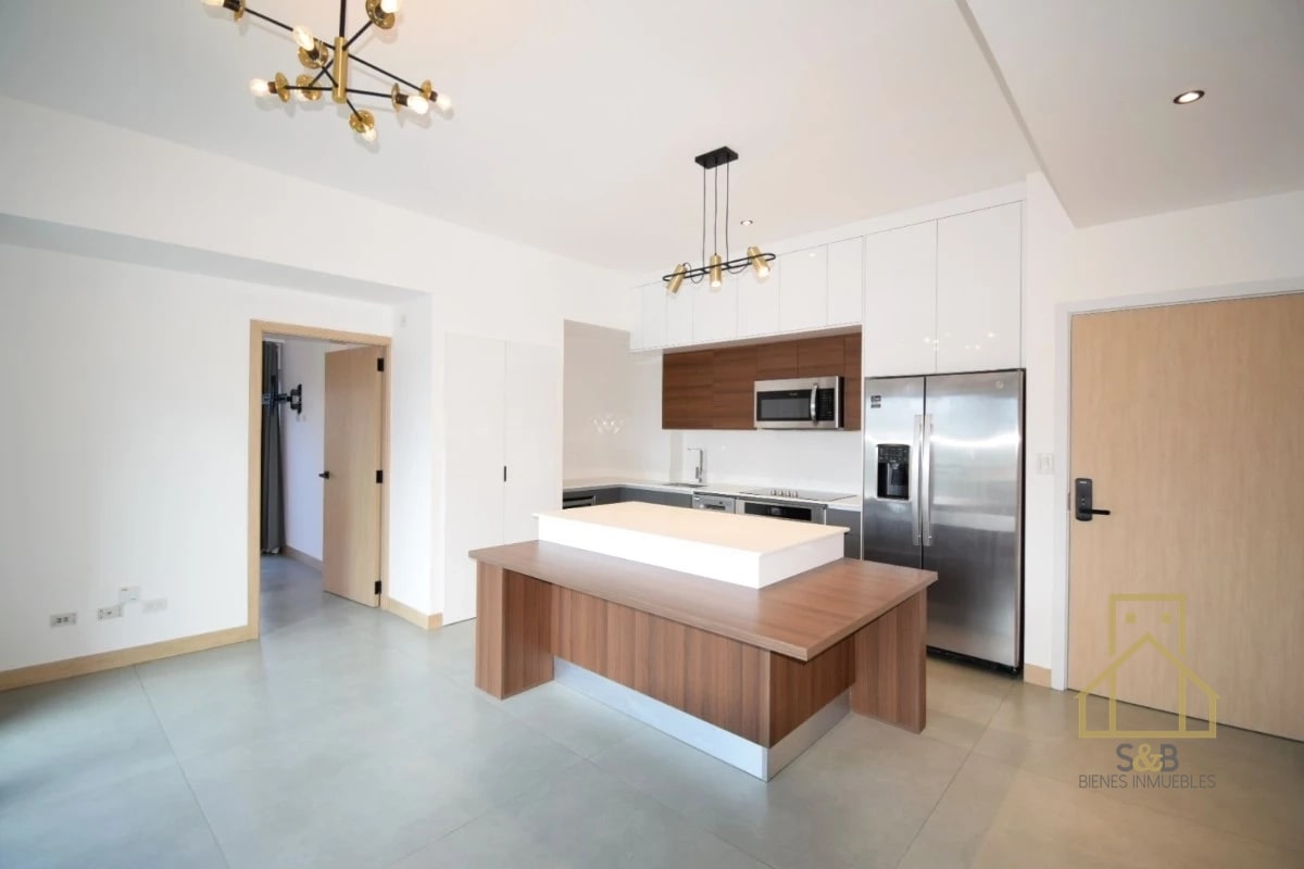 Apartamento en zona 10, Edificio Bonadiez - 1