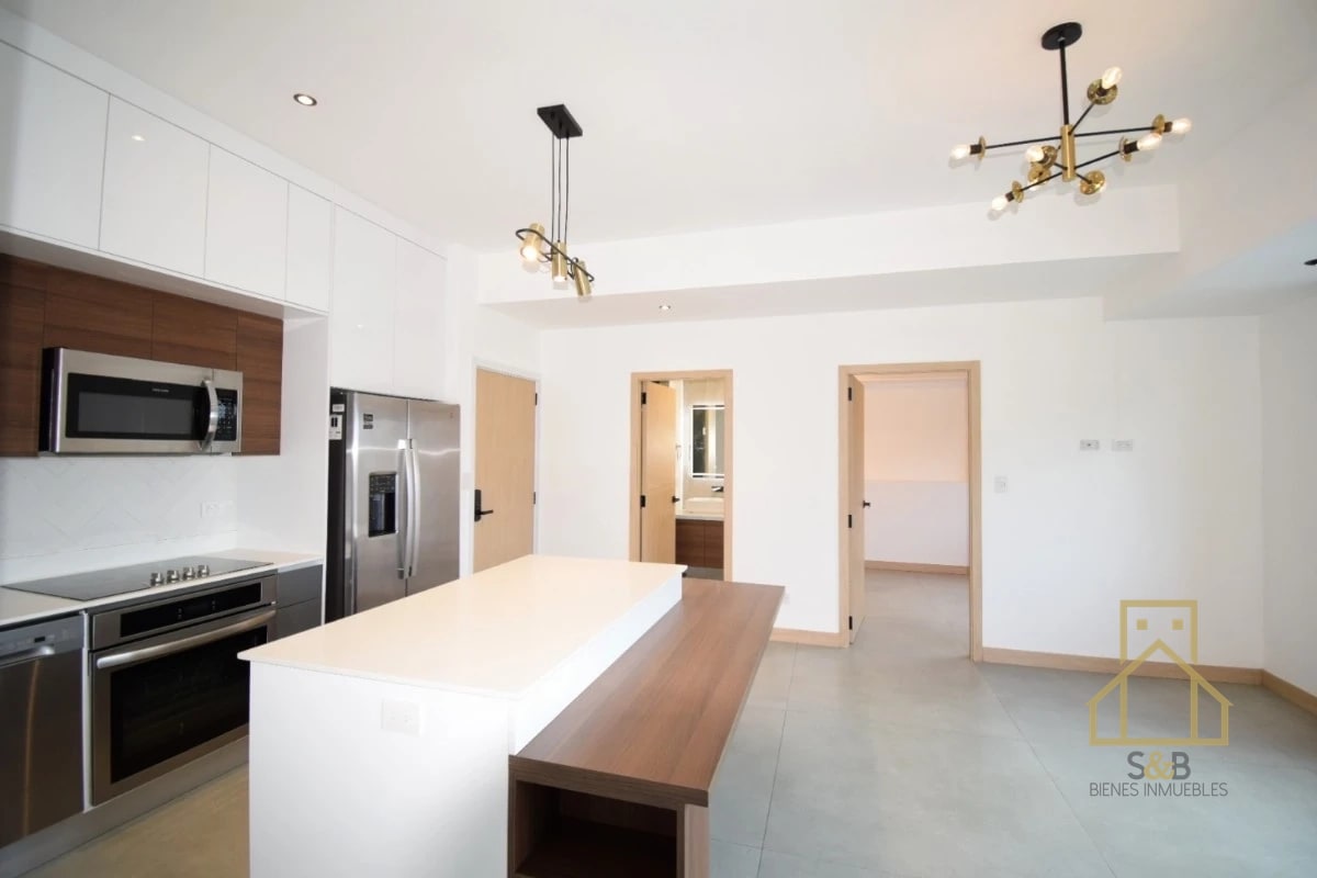 Apartamento en zona 10, Edificio Bonadiez - 9