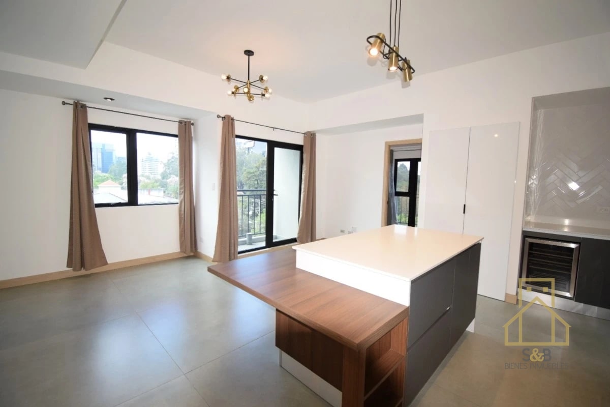 Apartamento en zona 10, Edificio Bonadiez - 8