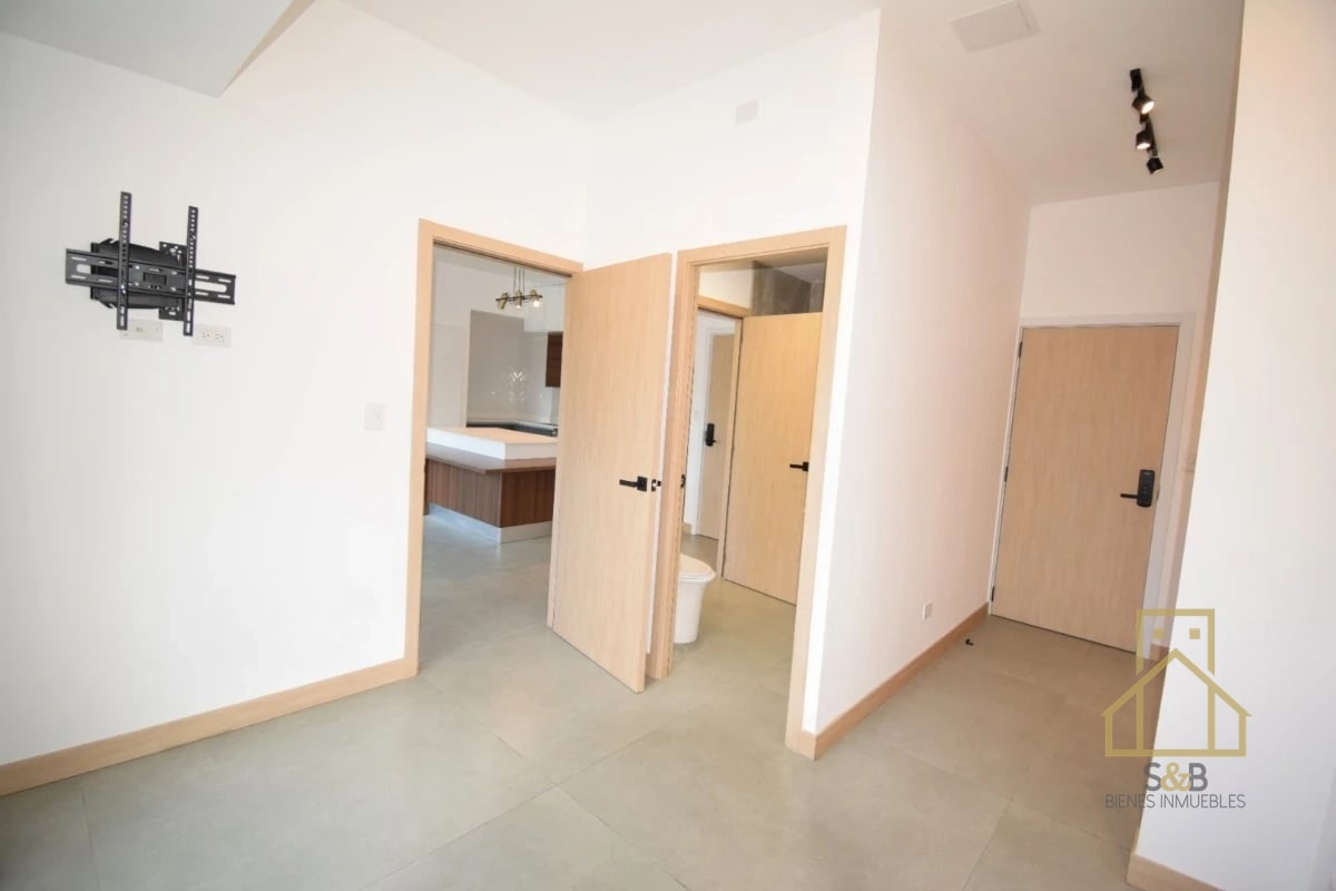 Apartamento en zona 10, Edificio Bonadiez - 7