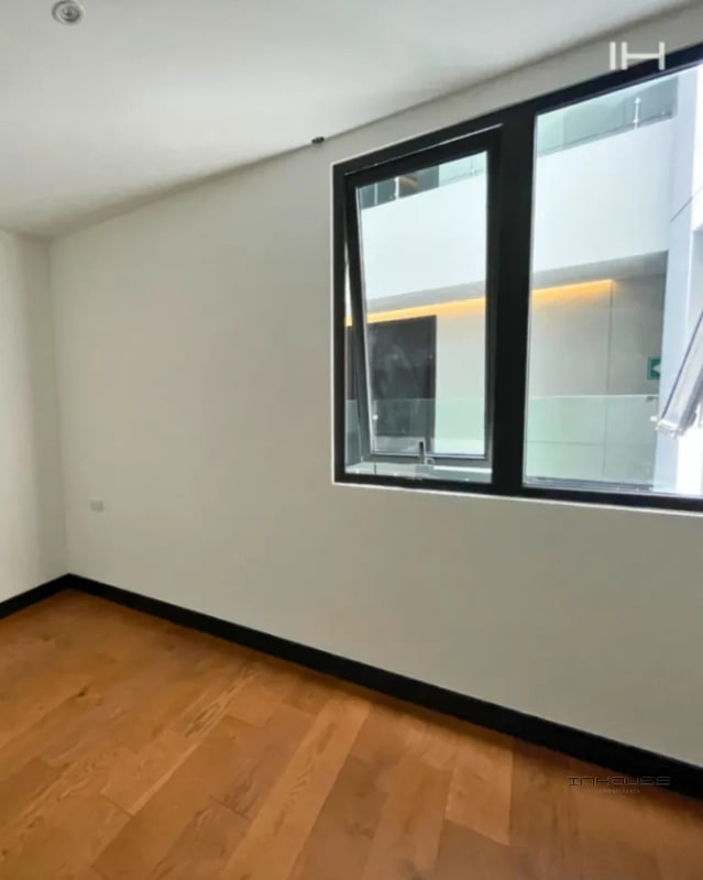APARTAMENTO EN VENTA ZONA 11, VÍA MARISCAL - 9