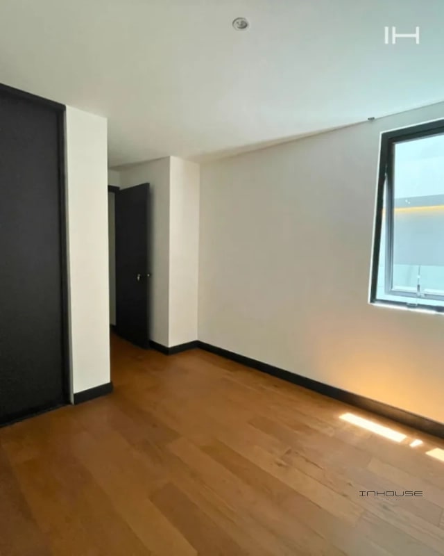 APARTAMENTO EN VENTA ZONA 11, VÍA MARISCAL - 2