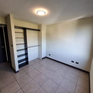 Apartamento en venta, VERTICAL (apartamentos Aurora) zona 13 — Apartamento en Venta en Zona 13, Guatemala, Ciudad — miniatura 6 de 11