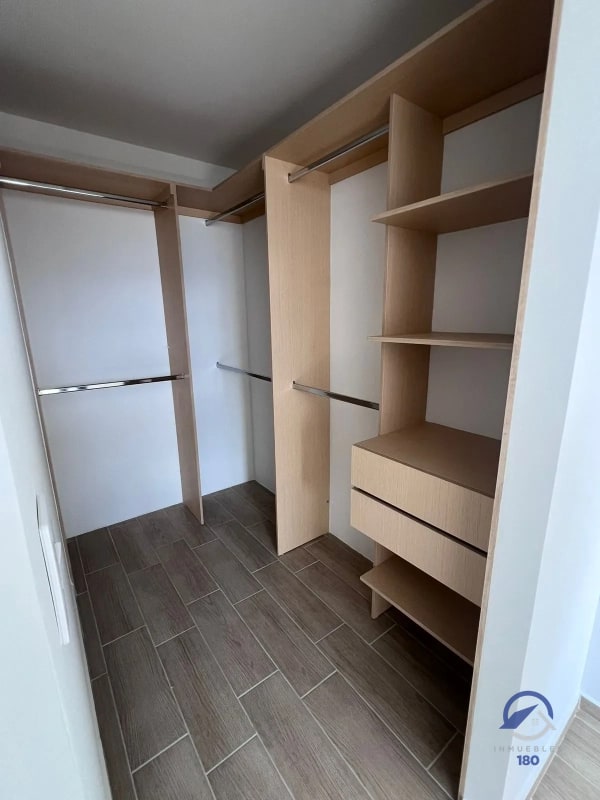 Apartamento en renta o venta en Andares Doce, Avenida Petapa, zona 12 - 11