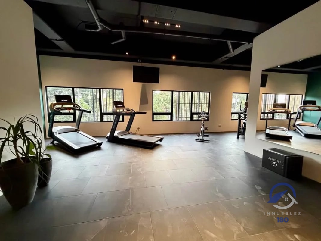Apartamento en renta o venta en Andares Doce, Avenida Petapa, zona 12 - 5