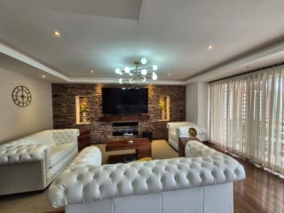 Amplio y lujoso apartamento en venta! A pocos metros de La Estación zona 10. — Apartamento en Venta en Mirafiori, Zona 10, Guatemala, Ciudad — miniatura 1 de 12
