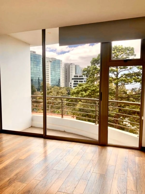Zona 15 VH2 • Apartamento en Venta • Edificio Torre Verde - 9