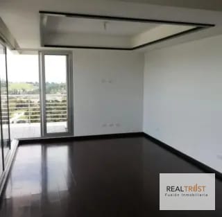 EN RENTA APTO EDIFICIO NUEVA CALEDONIA ZONA 16 — Apartamento en Alquiler en Caledonia, Zona 16, Guatemala, Ciudad — miniatura 7 de 17