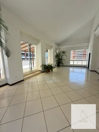 Apartamento en alquiler zona 14 — Apartamento en Alquiler en Terranova, Zona 14, Guatemala, Ciudad — miniatura 2 de 10