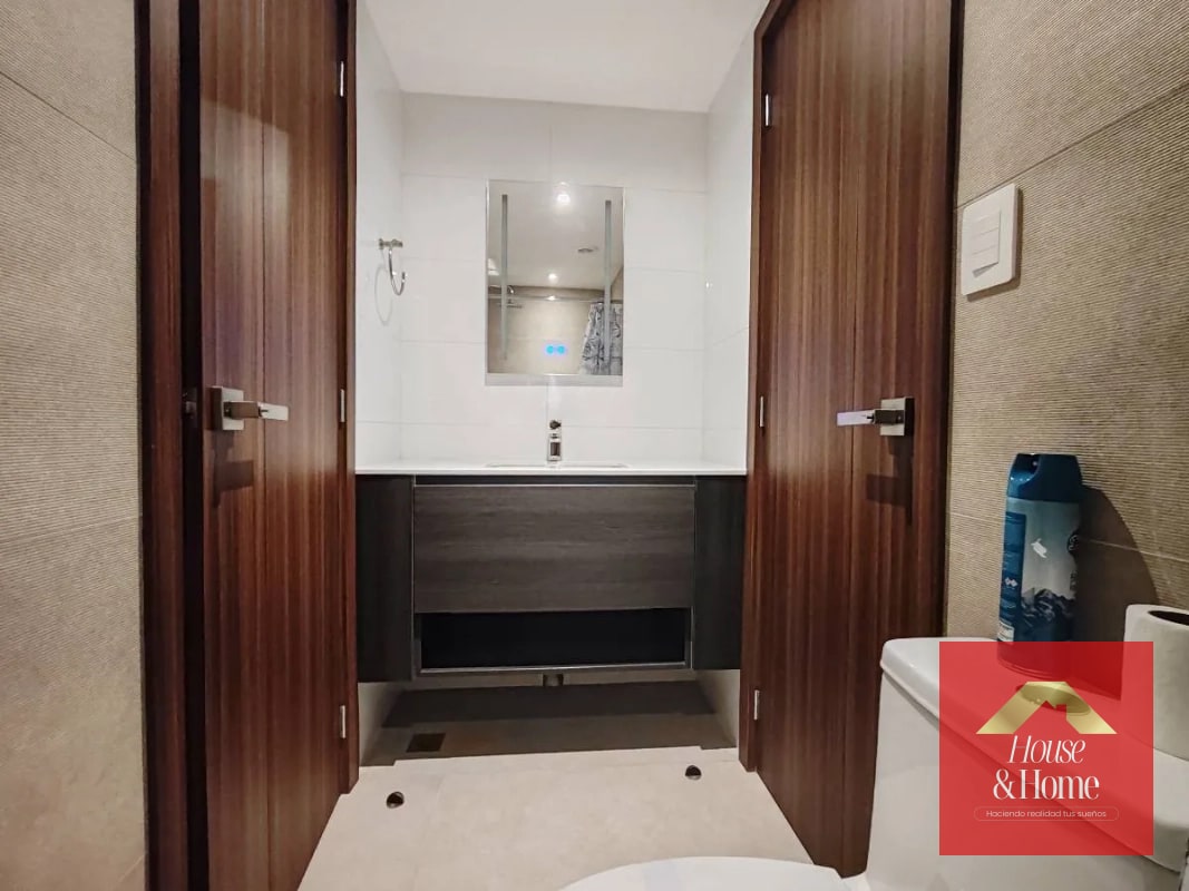 Renta de apartamento en zona 4 - 8