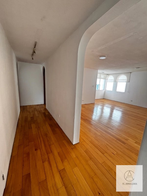 Apartamento en renta zona 15 VHI - 12