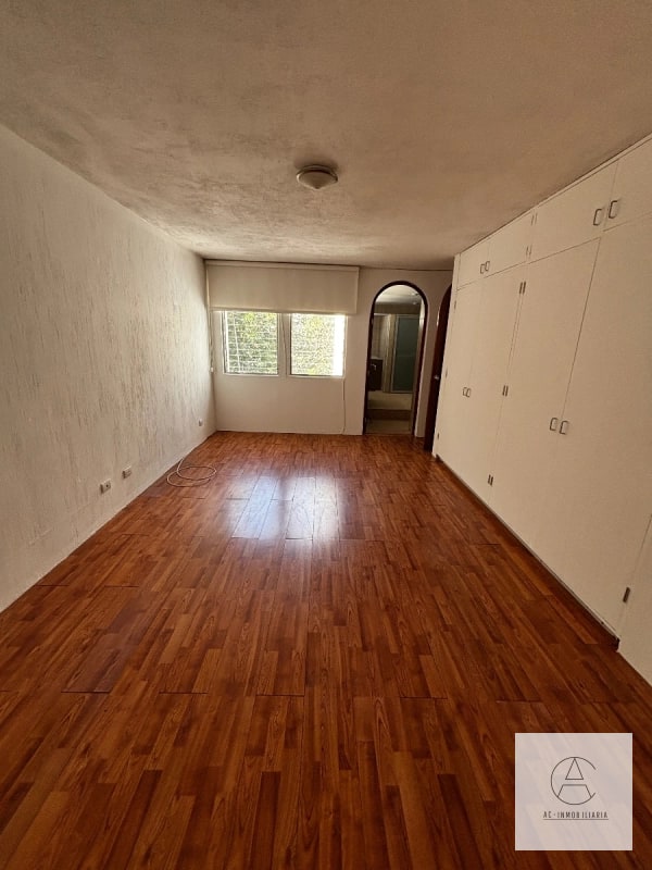 Apartamento en renta zona 15 VHI - 2