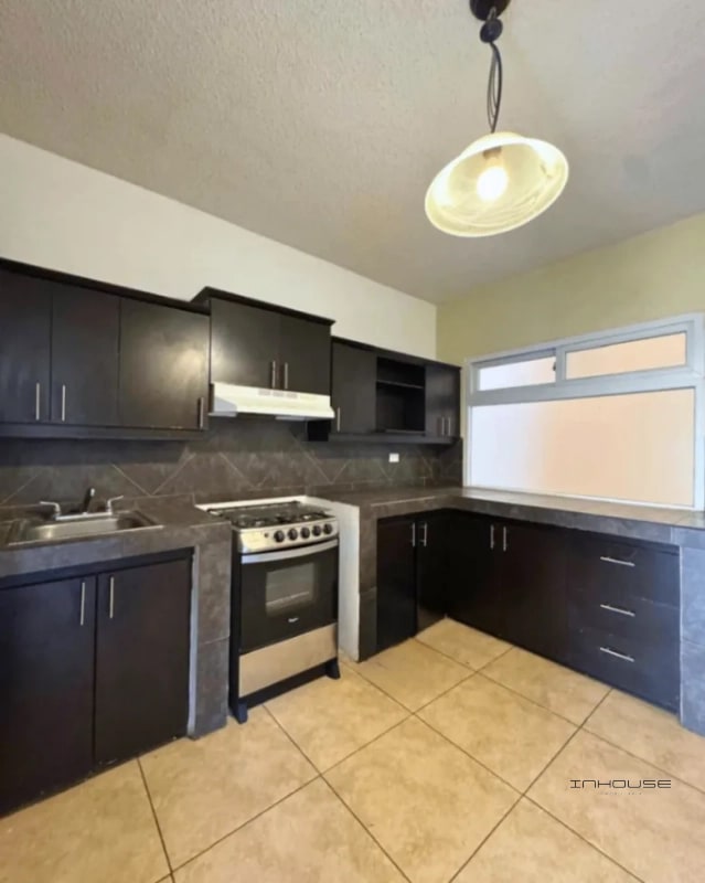 APARTAMENTO EN RENTA ZONA 16, HACIENDA REAL - 3